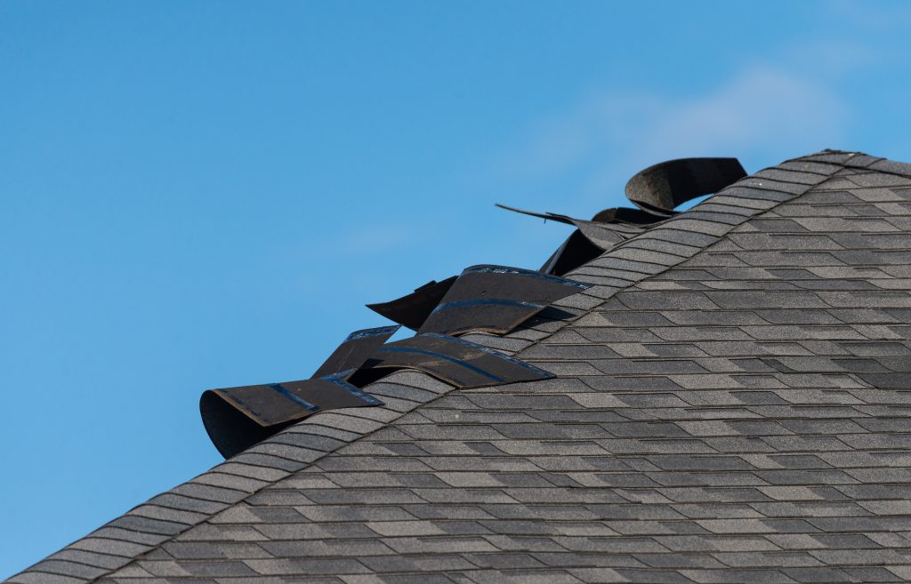 How Heavy Winds Can Take a Toll on Your Roof