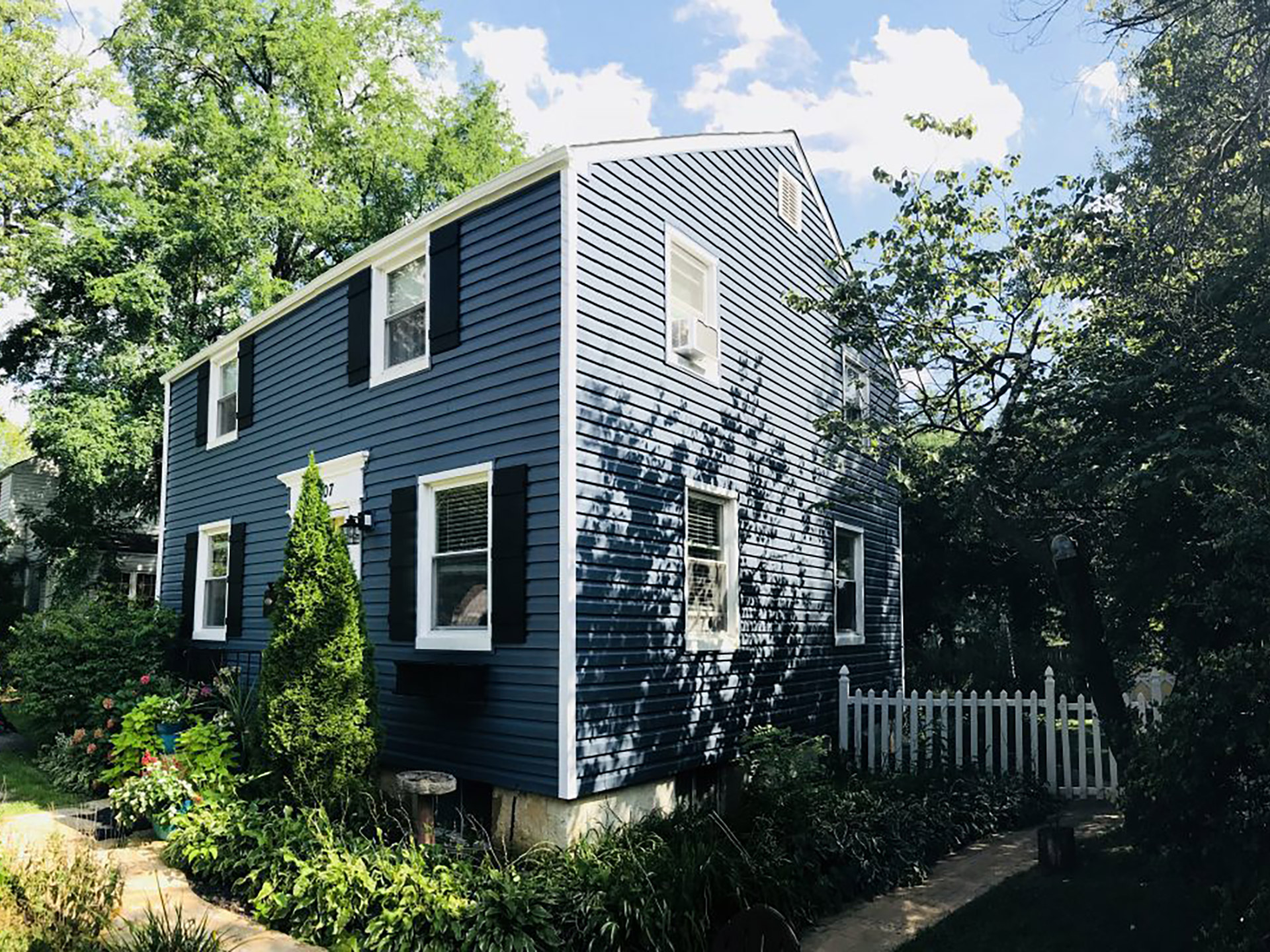 how-to-tell-if-your-house-needs-new-siding how-to-tell-if-your-house-needs-new-siding