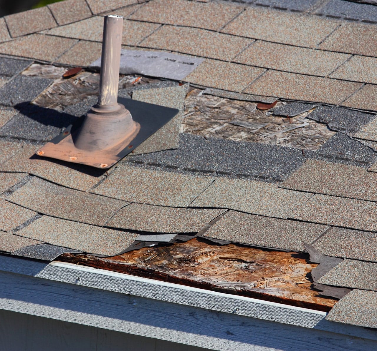 signs-your-roof-needs-immediate-attention